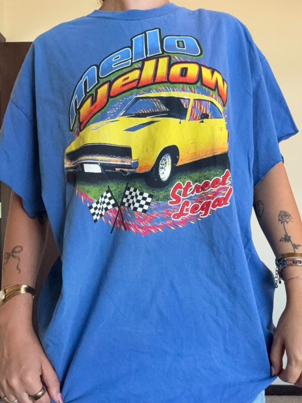Vintage 2000's Mello Yellow Street Legal Cut Sleeves Graphic Tshirt